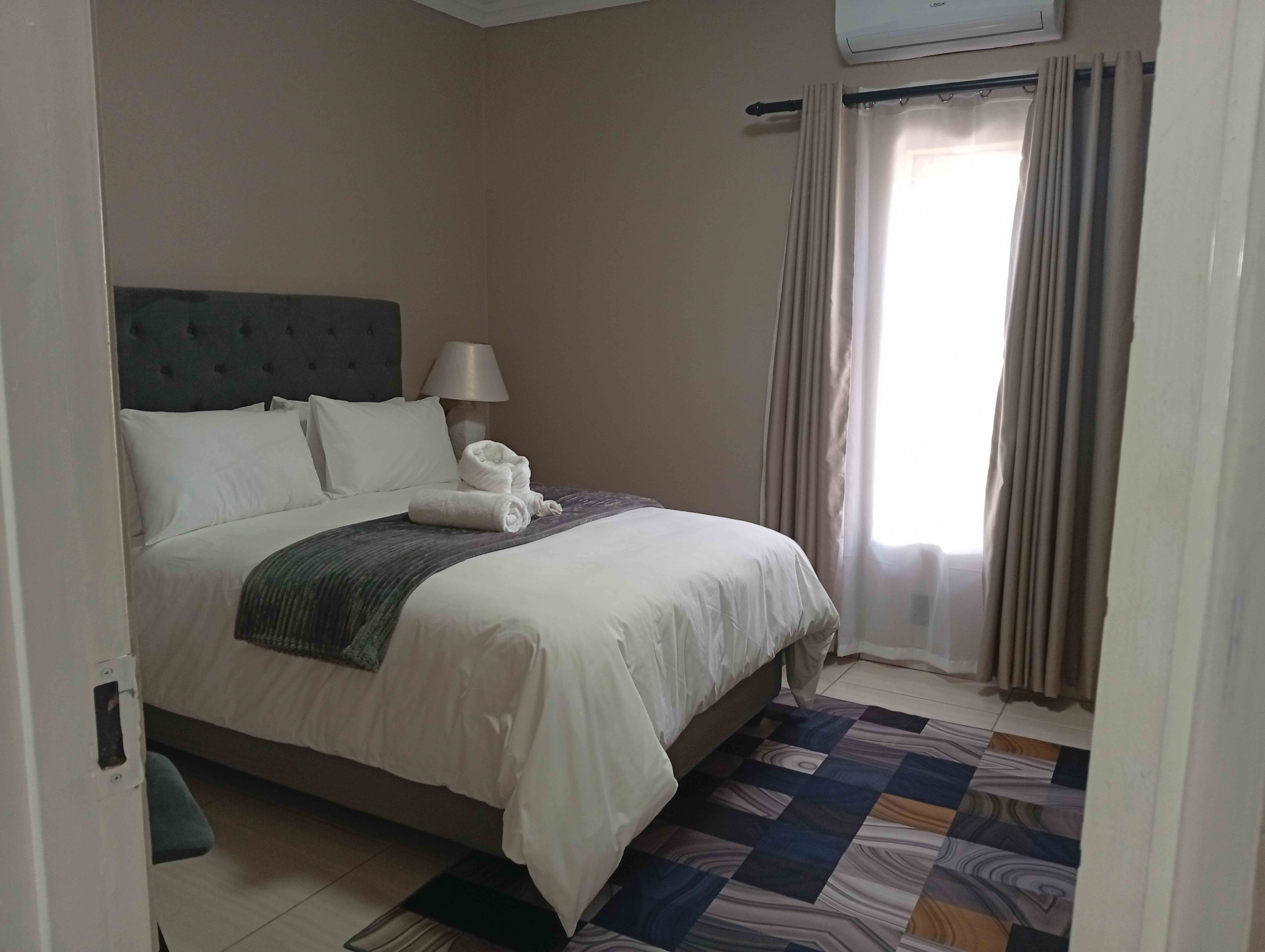Room 1 (Ensuite - Fully furnished)